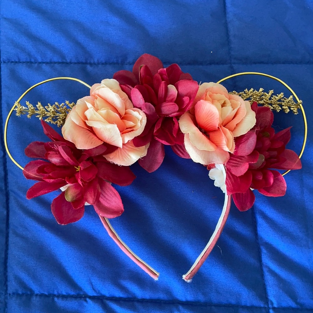 Disney Minnie Mouse floral ears - worn once
